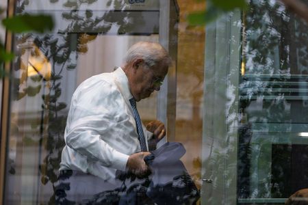 tagreuters.com2024binary_LYNXMPEK670JX-VIEWIMAGE