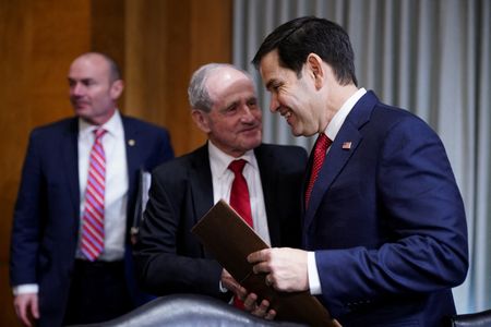 tagreuters.com2025binary_LYNXMPEL0E11N-VIEWIMAGE