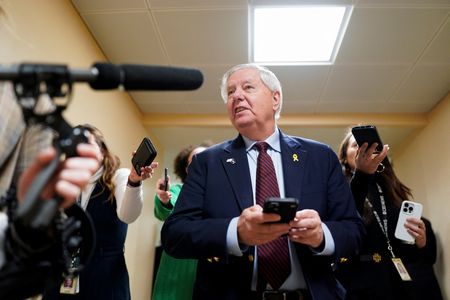 tagreuters.com2025binary_LYNXMPEL2F03Y-VIEWIMAGE