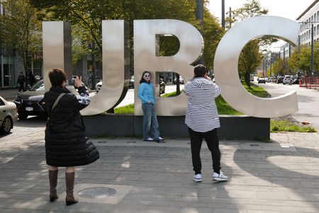 tagreuters.com2025binary_LYNXMPEL3E10O-VIEWIMAGE