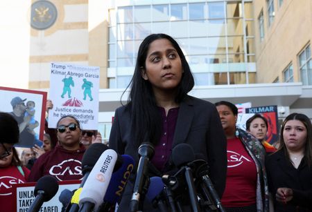 tagreuters.com2025binary_LYNXMPEL3E12O-VIEWIMAGE