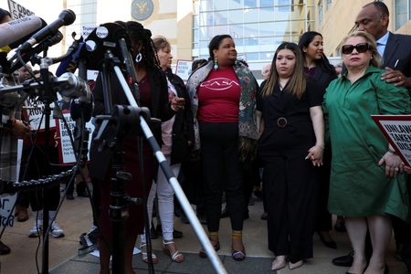 tagreuters.com2025binary_LYNXMPEL3E12P-VIEWIMAGE