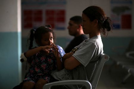 tagreuters.com2025binary_LYNXMPEL3O10E-VIEWIMAGE