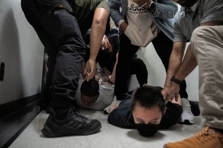 tagreuters.com2025binary_LYNXMPEL5A006-VIEWIMAGE