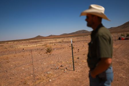 tagreuters.com2025binary_LYNXMPEL5C0M2-VIEWIMAGE