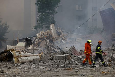 tagreuters.com2025binary_LYNXMPEL5G0GM-VIEWIMAGE