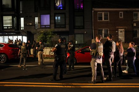 tagreuters.com2025binary_LYNXMPEL7C0YB-VIEWIMAGE