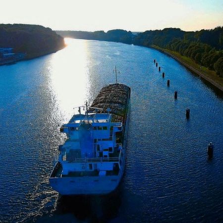 tagreuters.com2021binary_LYNXMPEHBC0RD-VIEWIMAGE