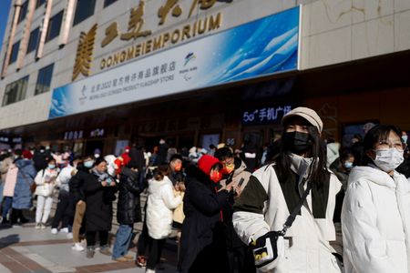 tagreuters.com2022binary_LYNXMPEI1503S-VIEWIMAGE