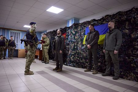 tagreuters.com2022binary_LYNXMPEI4S06Y-VIEWIMAGE