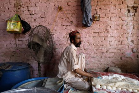 tagreuters.com2022binary_LYNXMPEI5D05Q-VIEWIMAGE