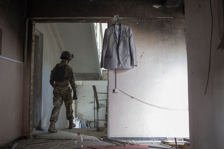 tagreuters.com2022binary_LYNXMPEI6O0EX-VIEWIMAGE