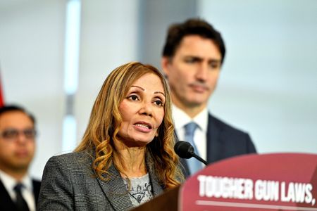 tagreuters.com2022binary_LYNXMPEI9K0UH-VIEWIMAGE