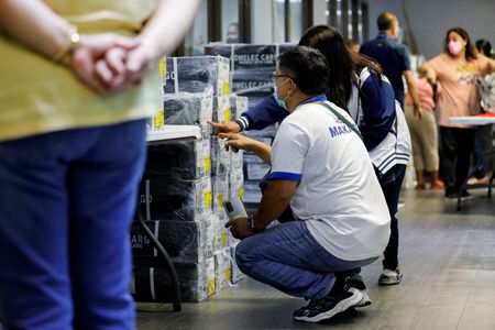 tagreuters.com2022binary_LYNXNPEI4504K-VIEWIMAGE