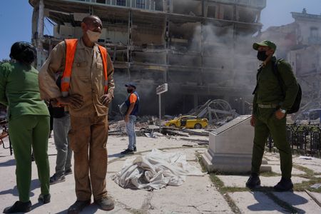 tagreuters.com2022binary_LYNXNPEI460BA-VIEWIMAGE