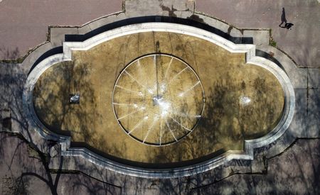 tagreuters.com2023binary_LYNXMPEJ72127-VIEWIMAGE