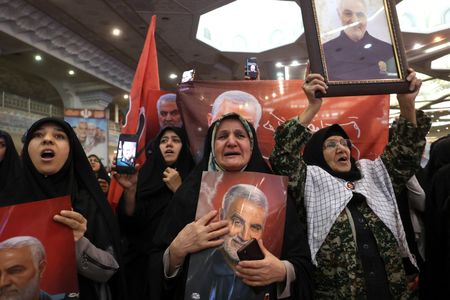 tagreuters.com2024binary_LYNXMPEK020M2-VIEWIMAGE