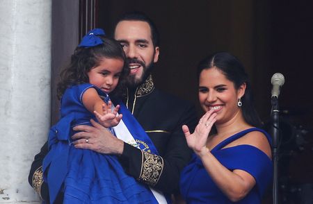 tagreuters.com2024binary_LYNXMPEK50159-VIEWIMAGE