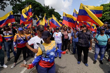 tagreuters.com2024binary_LYNXMPEK7G072-VIEWIMAGE