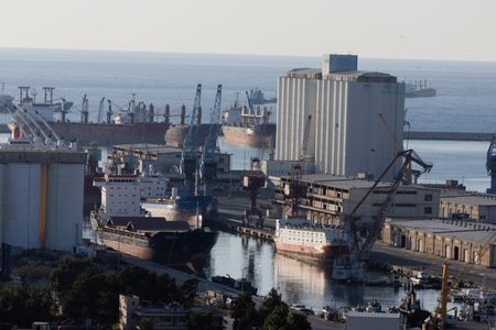 tagreuters.com2024binary_LYNXMPEKBD05S-VIEWIMAGE