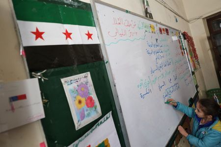 tagreuters.com2024binary_LYNXMPEKBI0SI-VIEWIMAGE