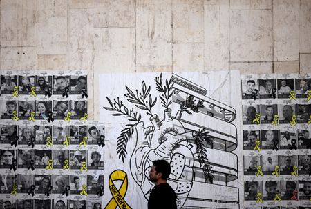 tagreuters.com2024binary_LYNXMPEKBS034-VIEWIMAGE