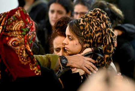 tagreuters.com2024binary_LYNXNPEK1J060-VIEWIMAGE