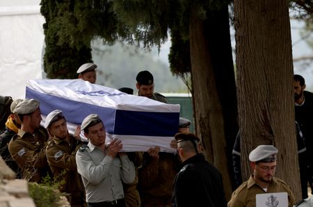 tagreuters.com2024binary_LYNXNPEK1J061-VIEWIMAGE