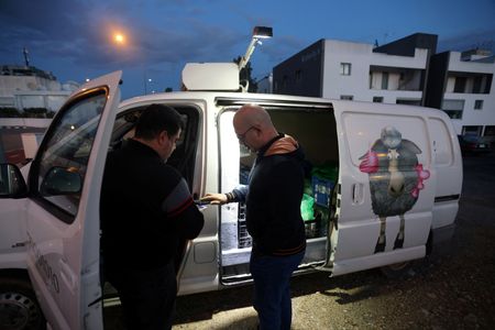 tagreuters.com2024binary_LYNXNPEK1Q06A-VIEWIMAGE