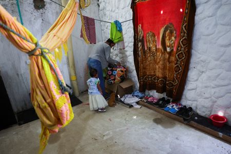 tagreuters.com2025binary_LYNXMPEL070NK-VIEWIMAGE