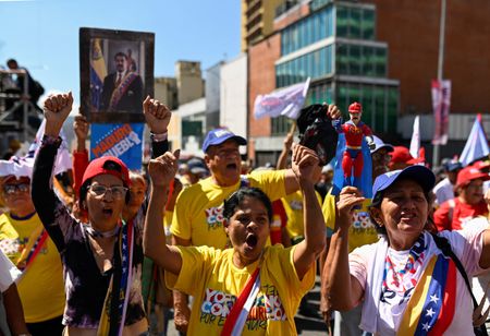 tagreuters.com2025binary_LYNXMPEL090Q0-VIEWIMAGE