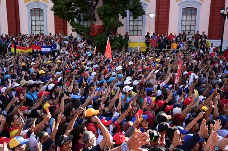 tagreuters.com2025binary_LYNXMPEL090WQ-VIEWIMAGE