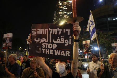 tagreuters.com2025binary_LYNXMPEL0E117-VIEWIMAGE