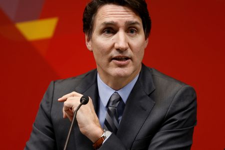 tagreuters.com2025binary_LYNXMPEL0E167-VIEWIMAGE