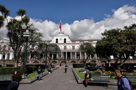 tagreuters.com2025binary_LYNXMPEL190RY-VIEWIMAGE