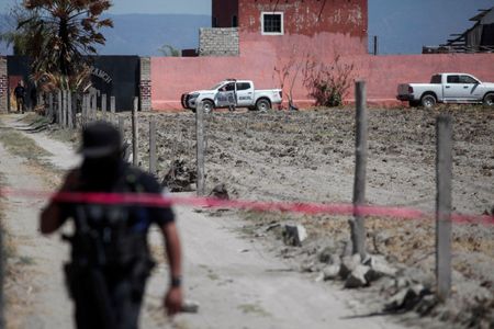 tagreuters.com2025binary_LYNXMPEL2B008-VIEWIMAGE