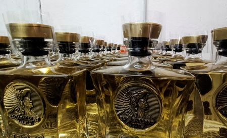 tagreuters.com2025binary_LYNXMPEL2G099-VIEWIMAGE