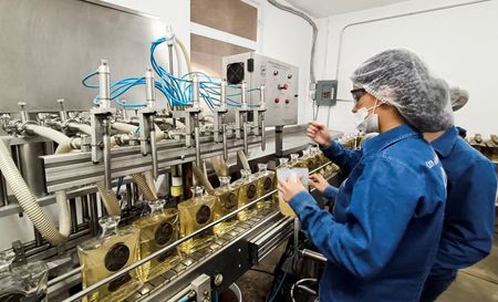 tagreuters.com2025binary_LYNXMPEL2G09D-VIEWIMAGE