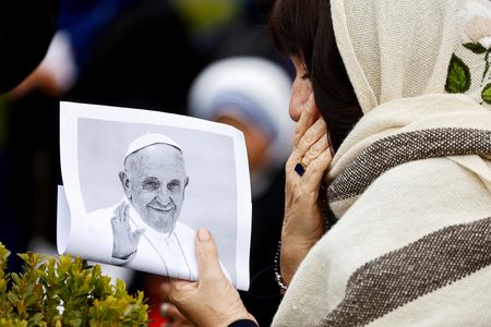 tagreuters.com2025binary_LYNXMPEL2I0W6-VIEWIMAGE