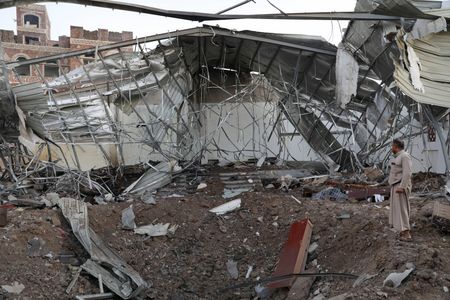 tagreuters.com2025binary_LYNXMPEL2J03L-VIEWIMAGE