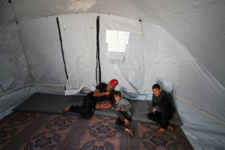 tagreuters.com2025binary_LYNXMPEL2J0S5-VIEWIMAGE