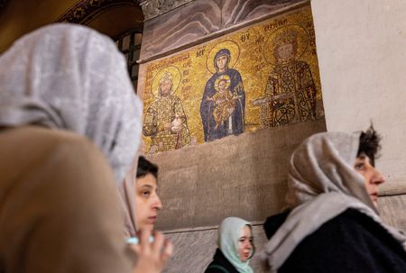 tagreuters.com2025binary_LYNXMPEL3D0QY-VIEWIMAGE