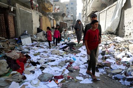 tagreuters.com2025binary_LYNXMPEL3H082-VIEWIMAGE