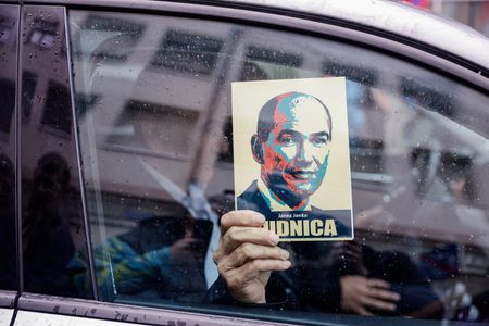 tagreuters.com2025binary_LYNXMPEL3H0AP-VIEWIMAGE