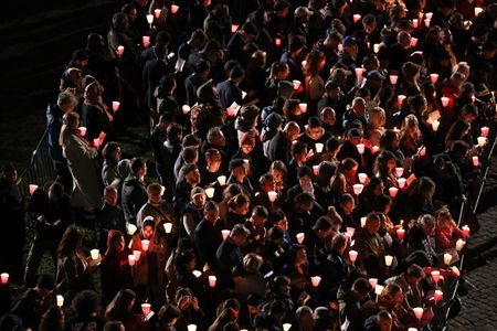 tagreuters.com2025binary_LYNXMPEL3H0HQ-VIEWIMAGE