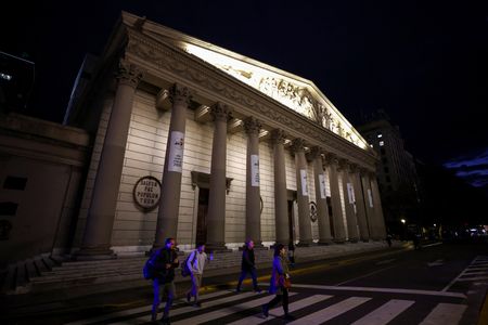 tagreuters.com2025binary_LYNXMPEL3K0F8-VIEWIMAGE