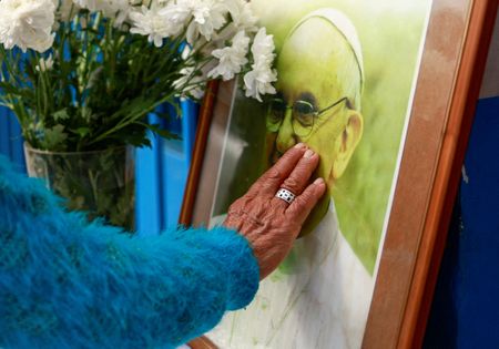 tagreuters.com2025binary_LYNXMPEL3K0MY-VIEWIMAGE