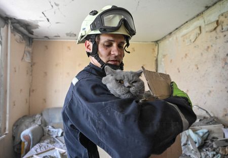 tagreuters.com2025binary_LYNXMPEL3L0L2-VIEWIMAGE