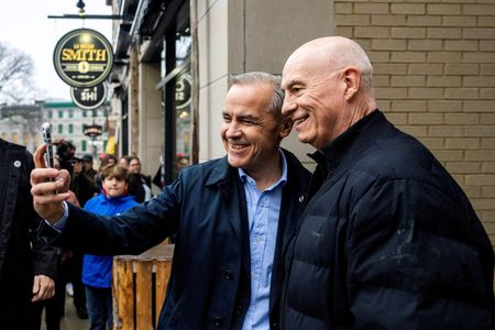 tagreuters.com2025binary_LYNXMPEL3L0WJ-VIEWIMAGE