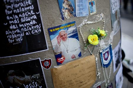 tagreuters.com2025binary_LYNXMPEL3M0K8-VIEWIMAGE